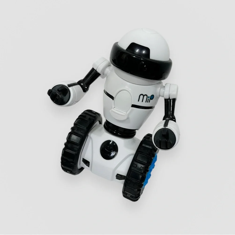 WowWee MiP Gesture Directed Or Self Explore Self Balancing Robot Toy White